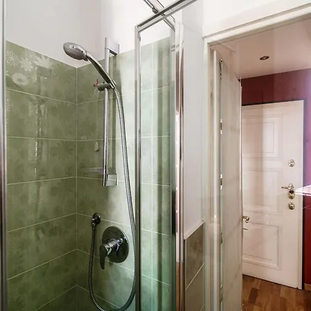 Anna's Super Cozy Flat, With A/c, High Speed Wifi, Near The And Public Transport شقة *