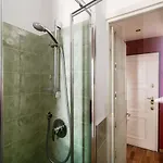 Anna's Super Cozy Flat, With A/c, High Speed Wifi, Near The And Public Transport Daire *