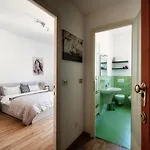 Anna's Super Cozy Flat, With A/c, High Speed Wifi, Near The And Public Transport Daire *
