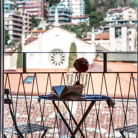 Anna's Super Cozy Flat, With A/c, High Speed Wifi, Near The And Public Transport Appartamento