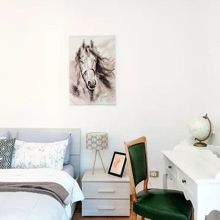 Anna's Super Cozy Flat, With A/c, High Speed Wifi, Near The And Public Transport Côme