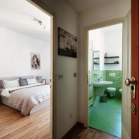 Anna's Super Cozy Flat, With A/c, High Speed Wifi, Near The And Public Transport Apartamento *